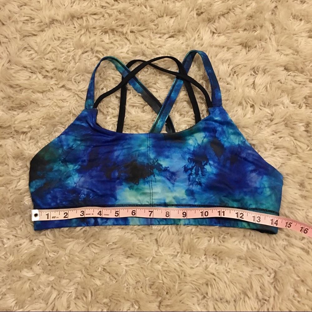 Champion 💙 Tie-Dye Sports Bra - Picture 4 of 4